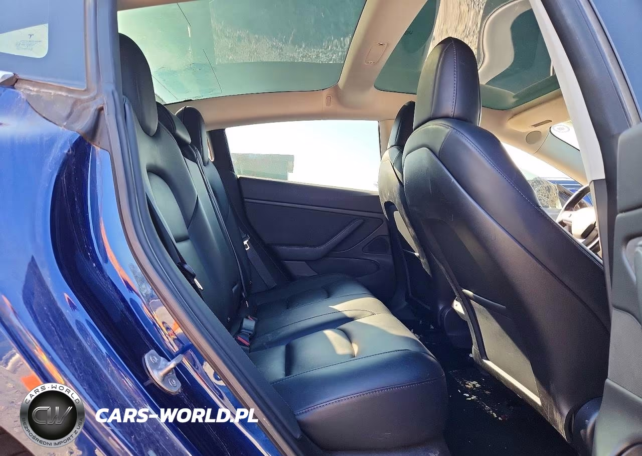 2018 Tesla Model 3 VIN:5YJ3E1EB1JF133867 - 10