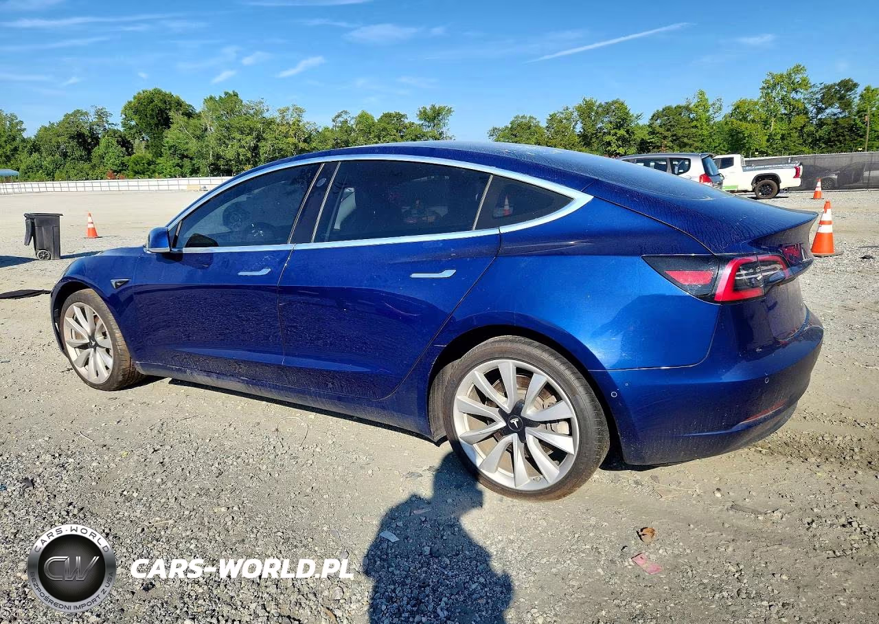 2018 Tesla Model 3 VIN:5YJ3E1EB1JF133867 - 2