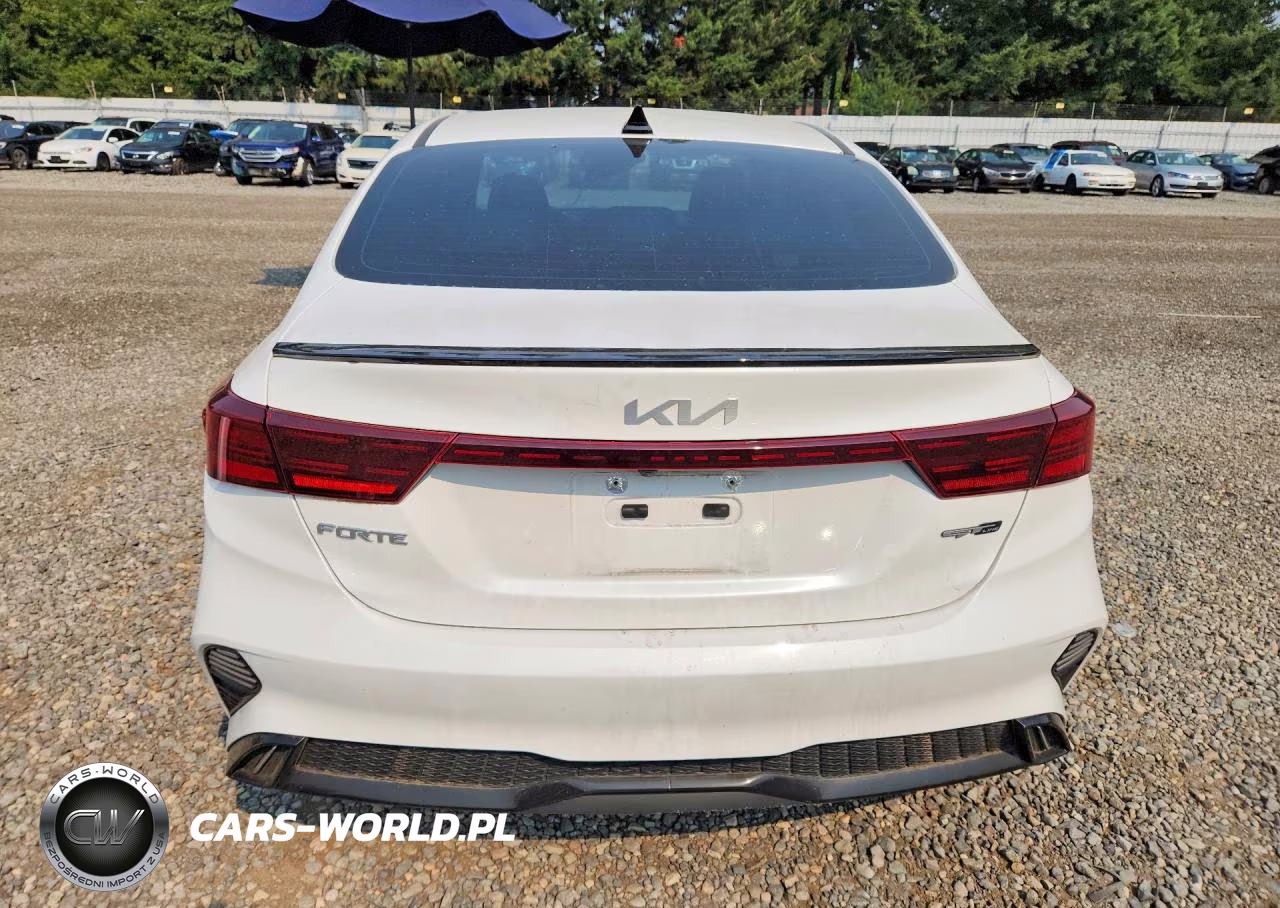 2023 Kia Forte Gt Line VIN:3KPF54AD0PE540888 - 6