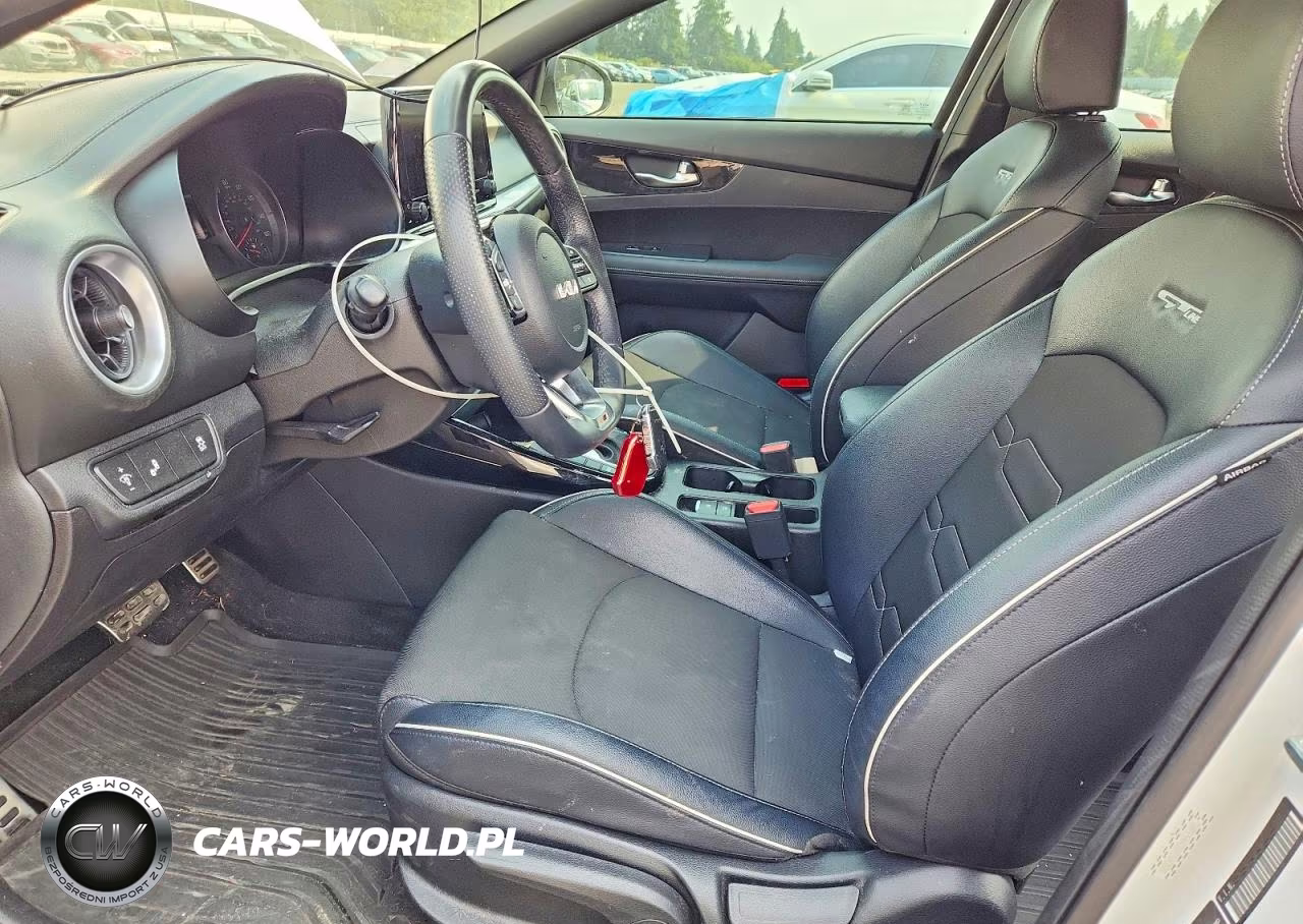 2023 Kia Forte Gt Line VIN:3KPF54AD0PE540888 - 7