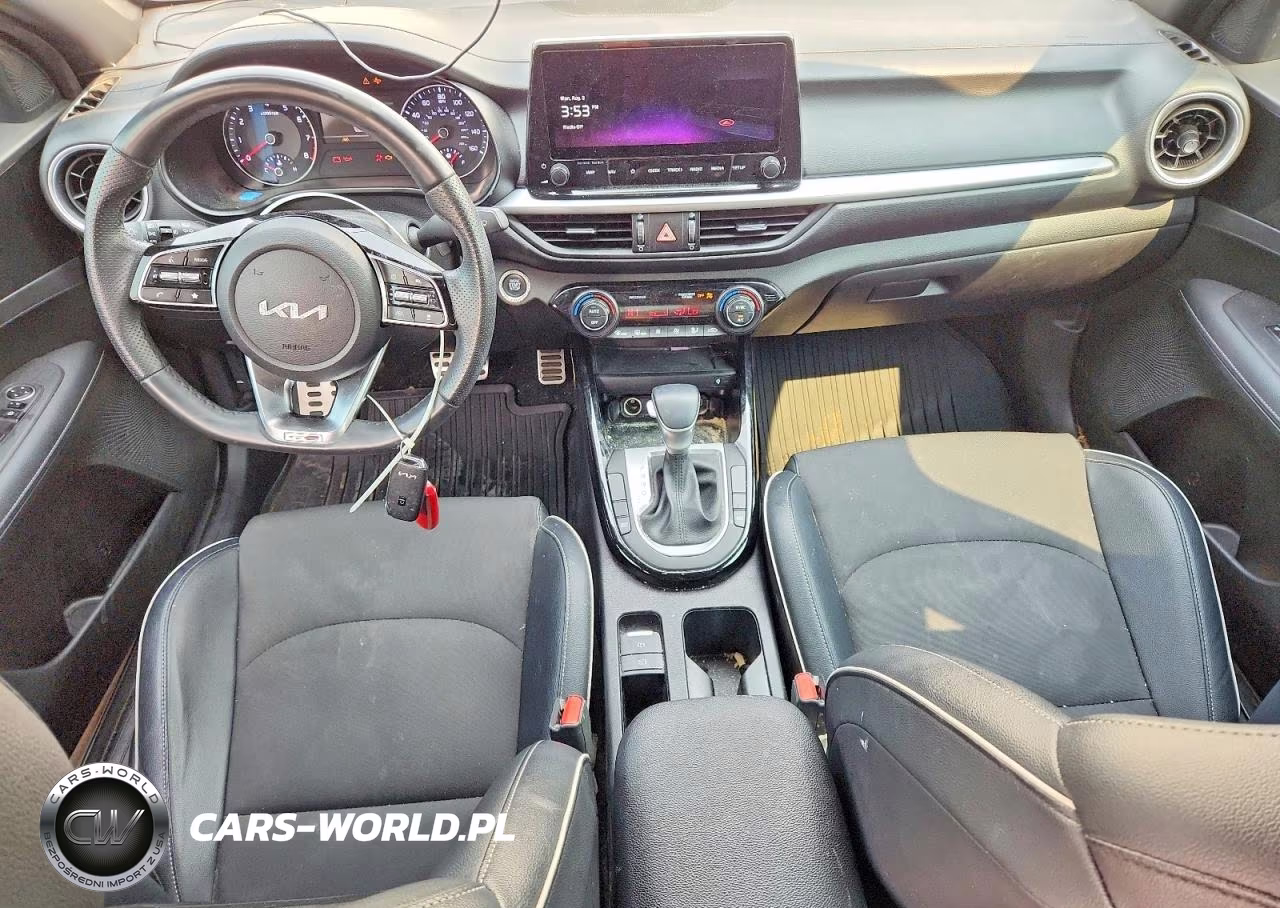 2023 Kia Forte Gt Line VIN:3KPF54AD0PE540888 - 8
