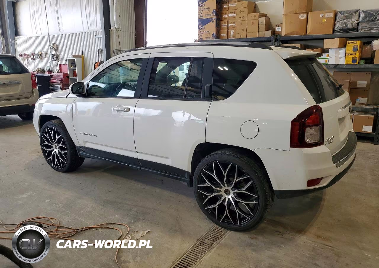 2016 Jeep Compass Latitude VIN:1C4NJDEB3GD707357 - 2