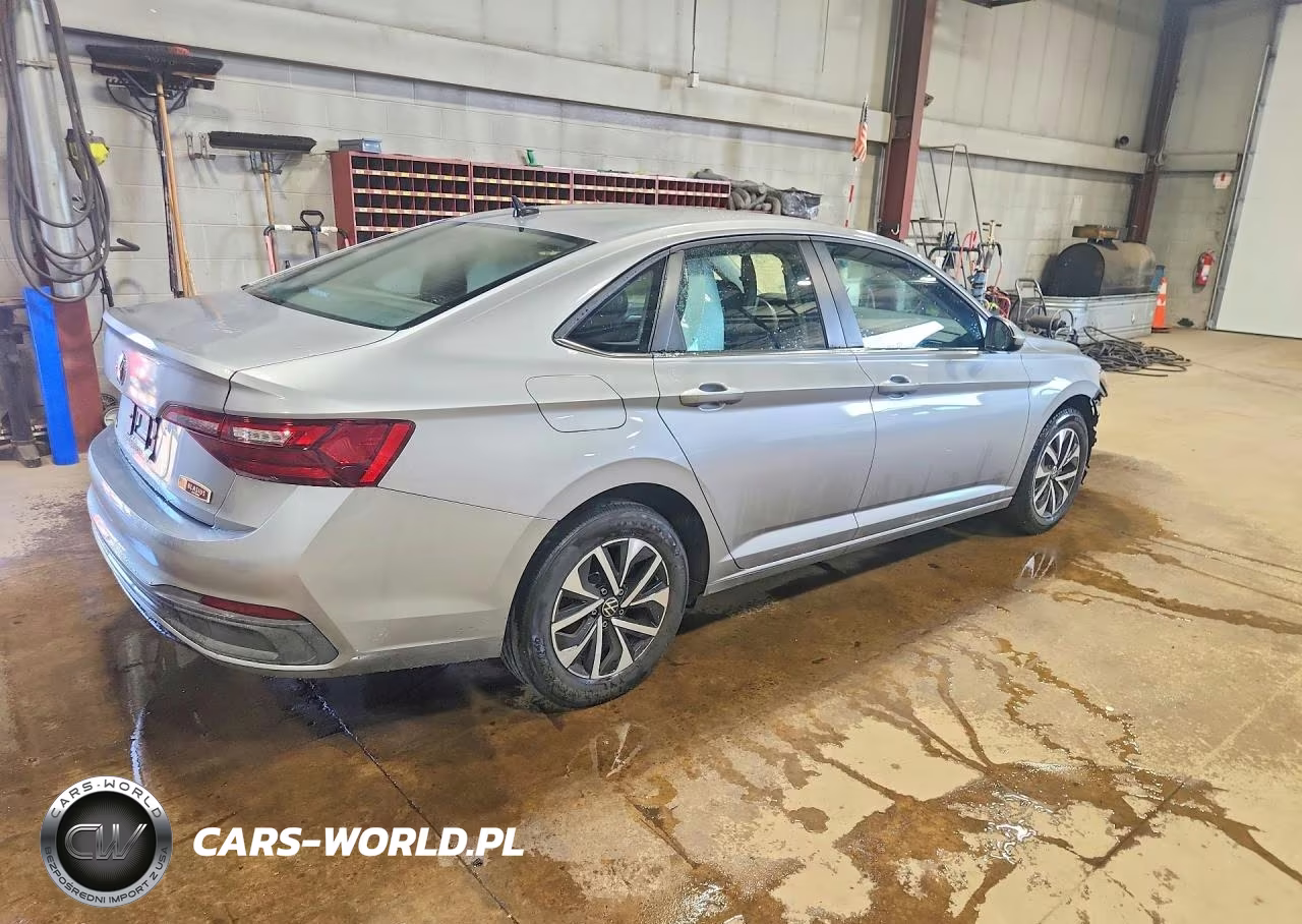 2024 Volkswagen Jetta S VIN:3VW5M7BU2RM037285 - 3