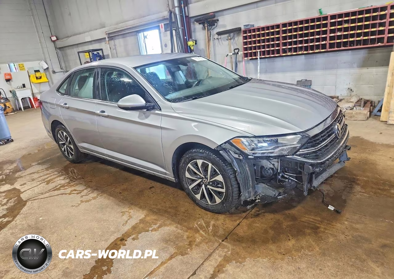 2024 Volkswagen Jetta S VIN:3VW5M7BU2RM037285 - 4