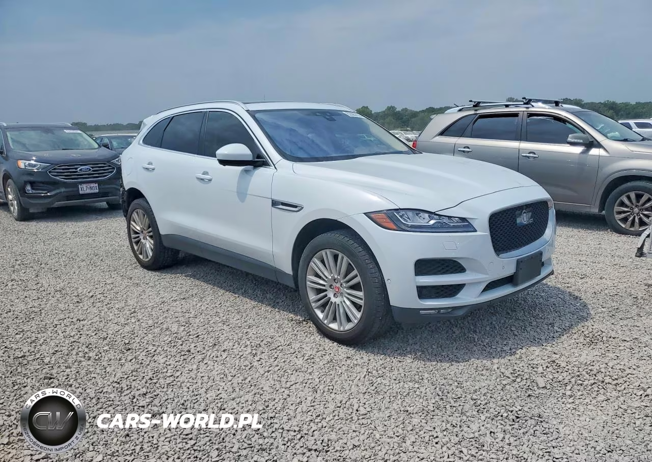2020 Jaguar F-Pace Portfolio VIN:SADCN2GX1LA643909 - 4