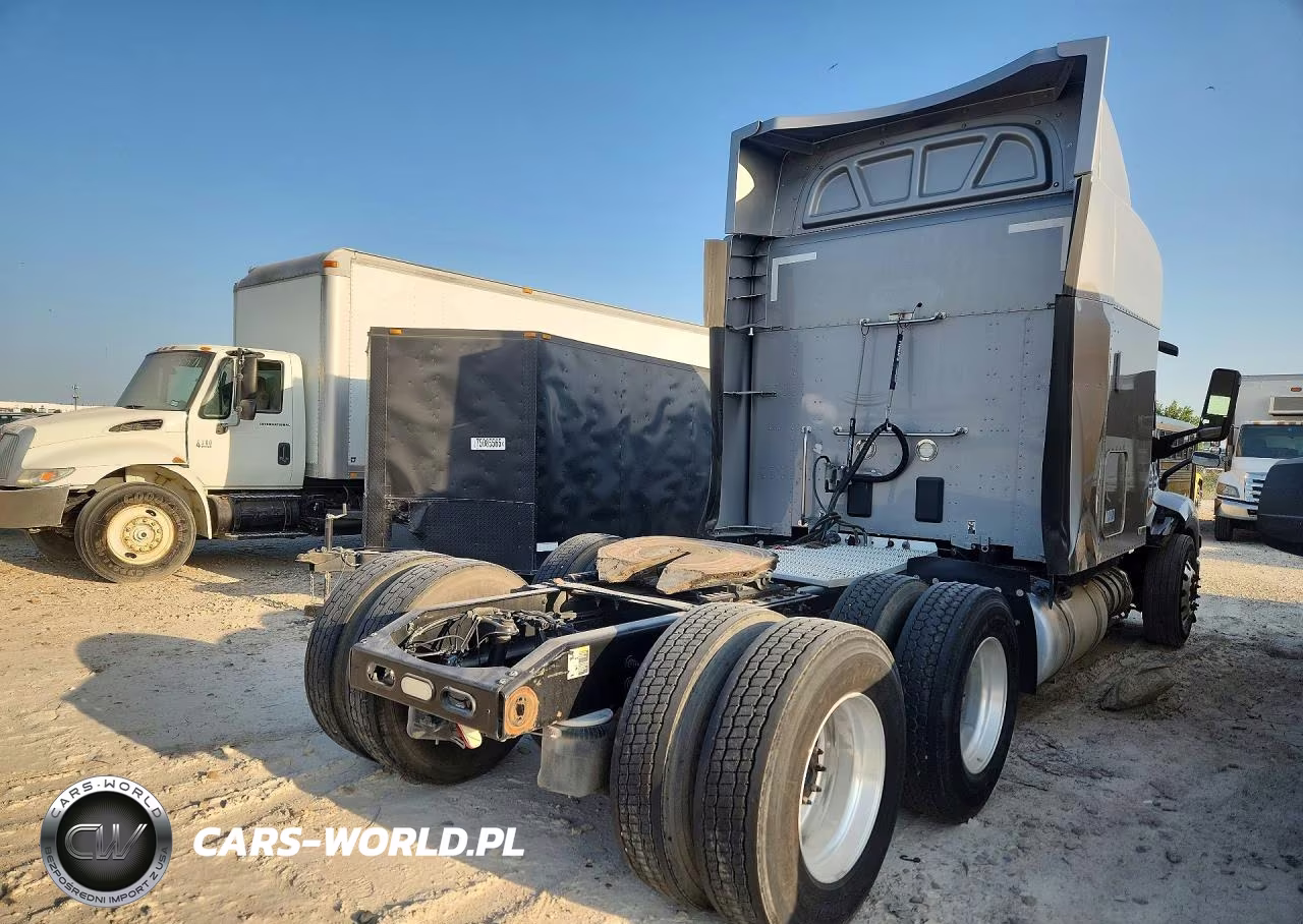 2020 Peterbilt 579 Semi Truck VIN:1XPBD49X7LD675943 - 3