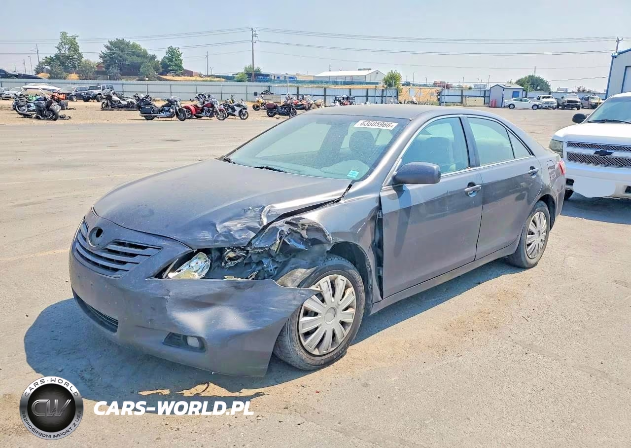 2007 Toyota Camry Le V6 – zdjęcie 1 z 12