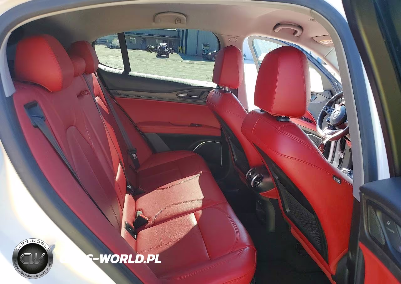 2020 Alfa Romeo Stelvio Ti VIN:ZASPAKBN3L7C88079 - 11