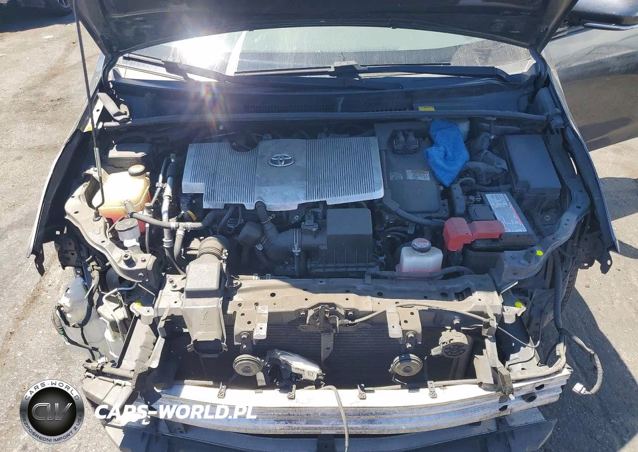 2016 Toyota Prius Three Touring VIN:JTDKARFUXG3006241 - 11