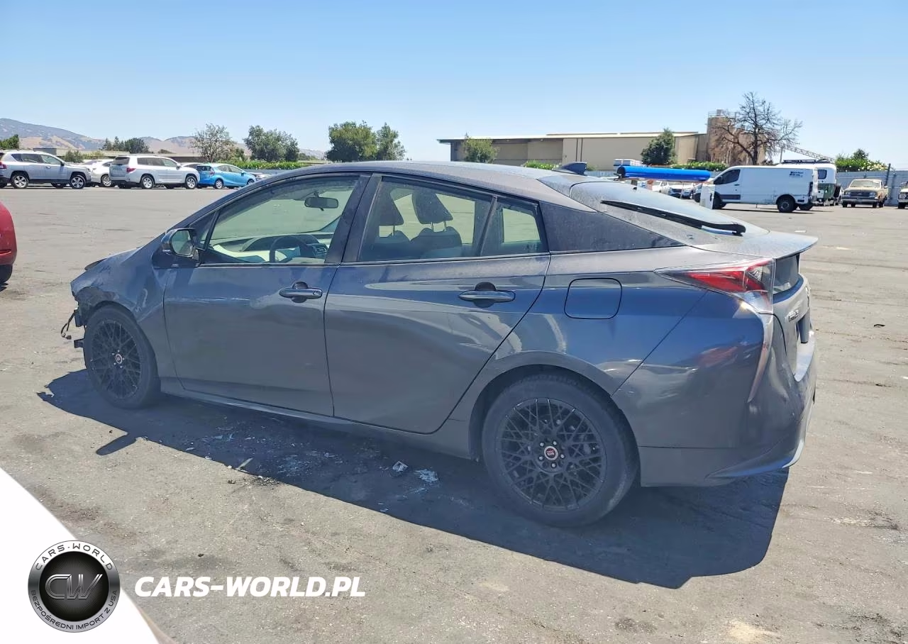 2016 Toyota Prius Three Touring VIN:JTDKARFUXG3006241 - 2