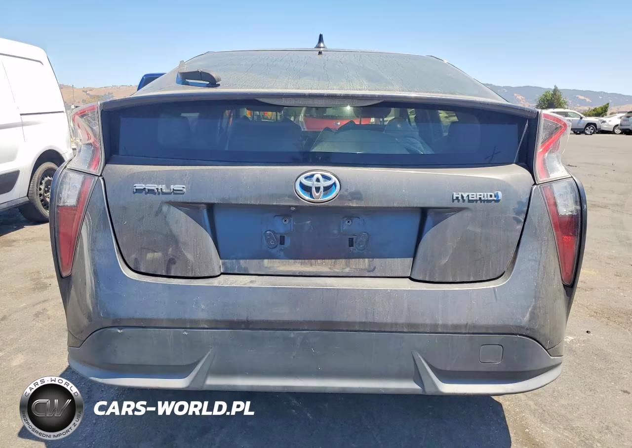 2016 Toyota Prius Three Touring VIN:JTDKARFUXG3006241 - 6