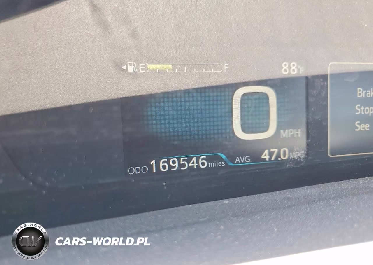 2016 Toyota Prius Three Touring VIN:JTDKARFUXG3006241 - 9