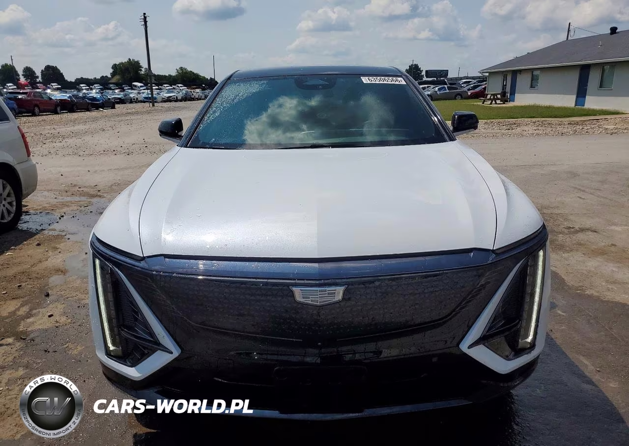 2026 Cadillac Lyriq Sport VIN:1GYKPURL4TZ308095 - 5