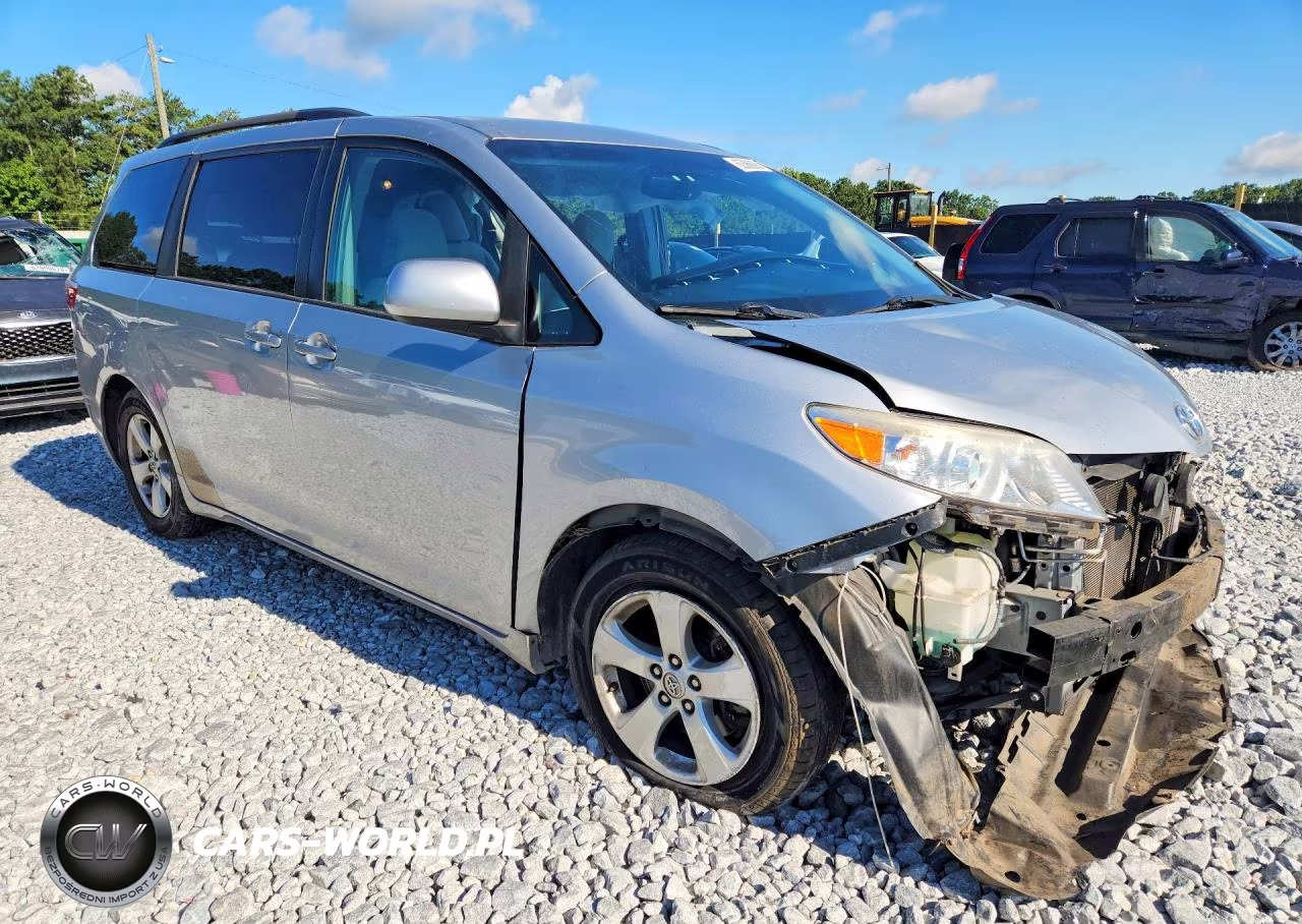 2016 Toyota Sienna Le VIN:5TDKK3DC9GS693618 - 4