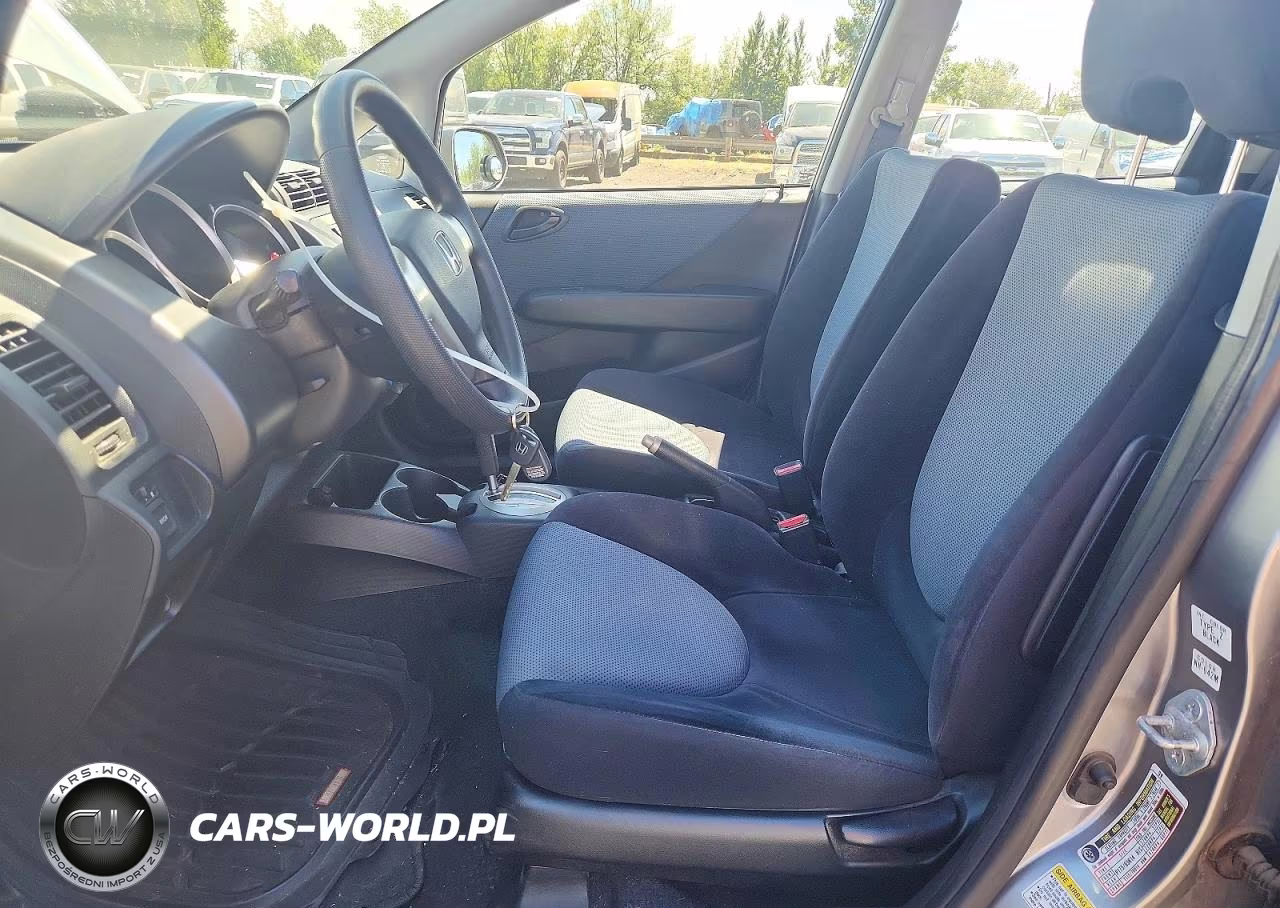2007 Honda Fit VIN:JHMGD38497S058018 - 7