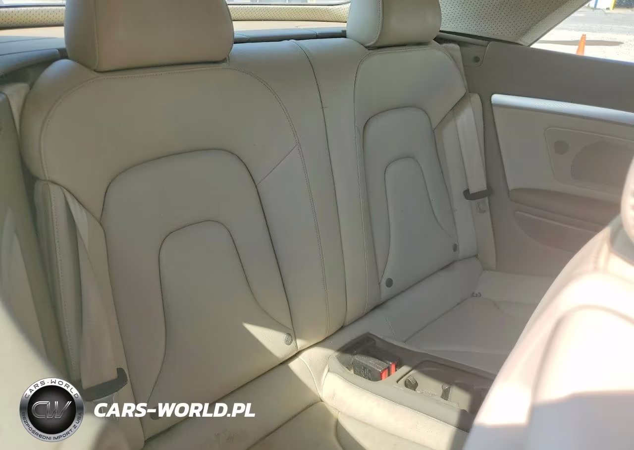 2011 Audi A5 Premium Plus VIN:WAULFAFHXBN001576 - 10