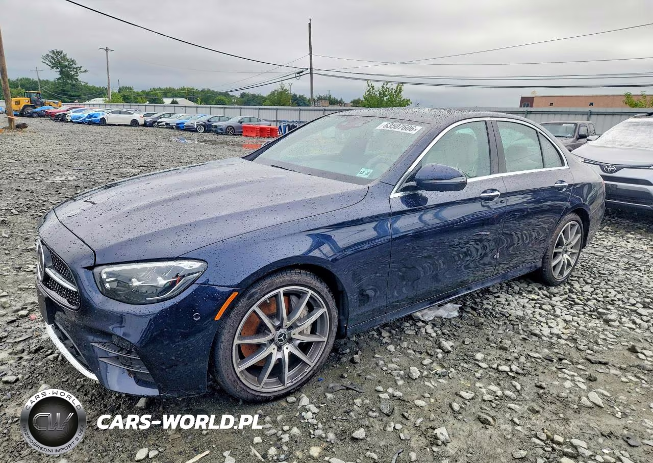 2023 Mercedes-Benz E 350 4Matic – zdjęcie 1 z 12