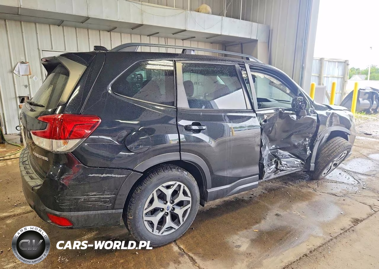 2021 Subaru Forester Premium VIN:JF2SKAFC6MH465191 - 3