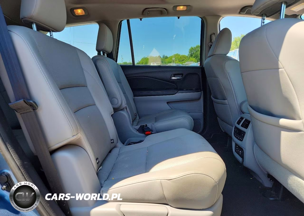 2017 Honda Pilot Elite VIN:5FNYF6H07HB009462 - 11