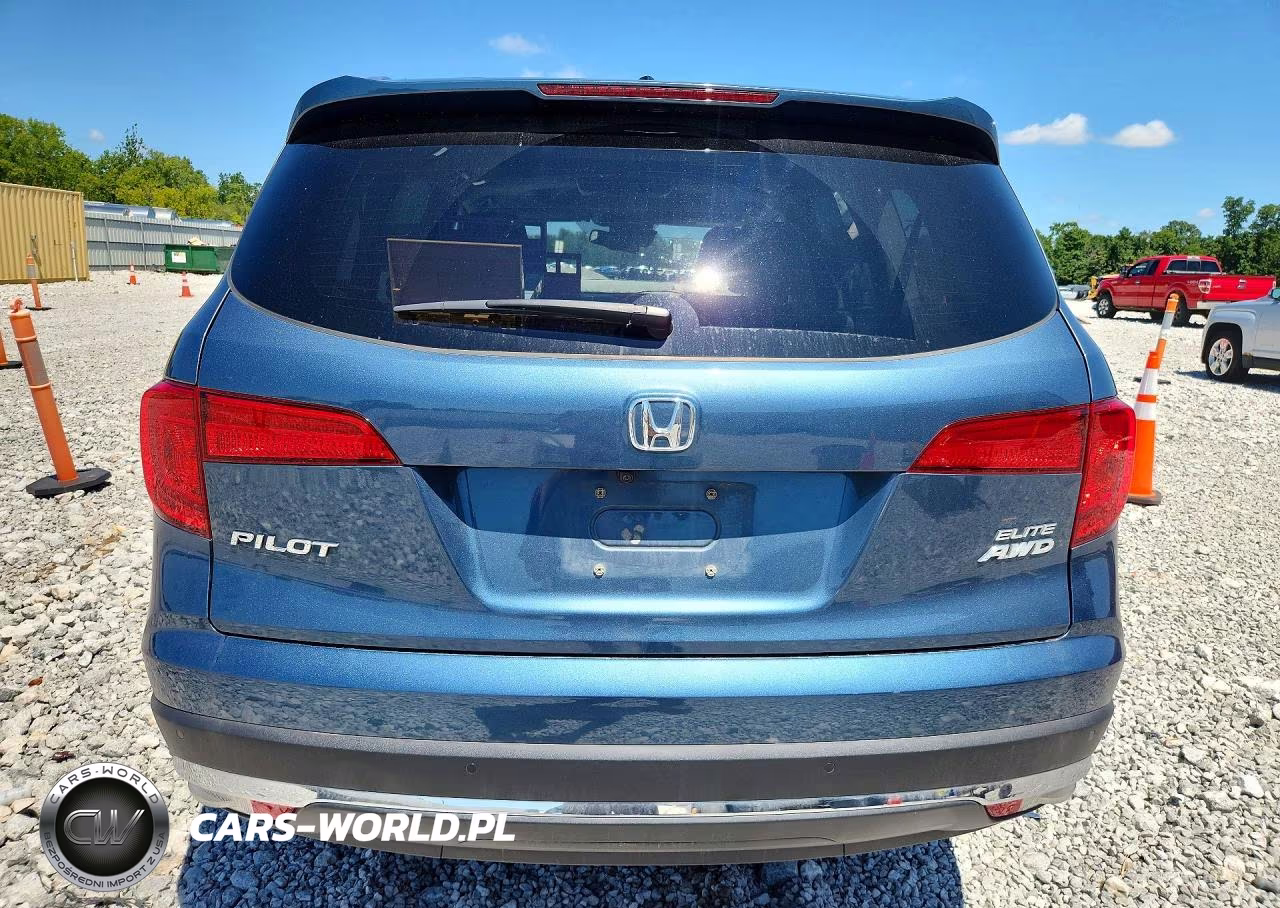 2017 Honda Pilot Elite VIN:5FNYF6H07HB009462 - 6