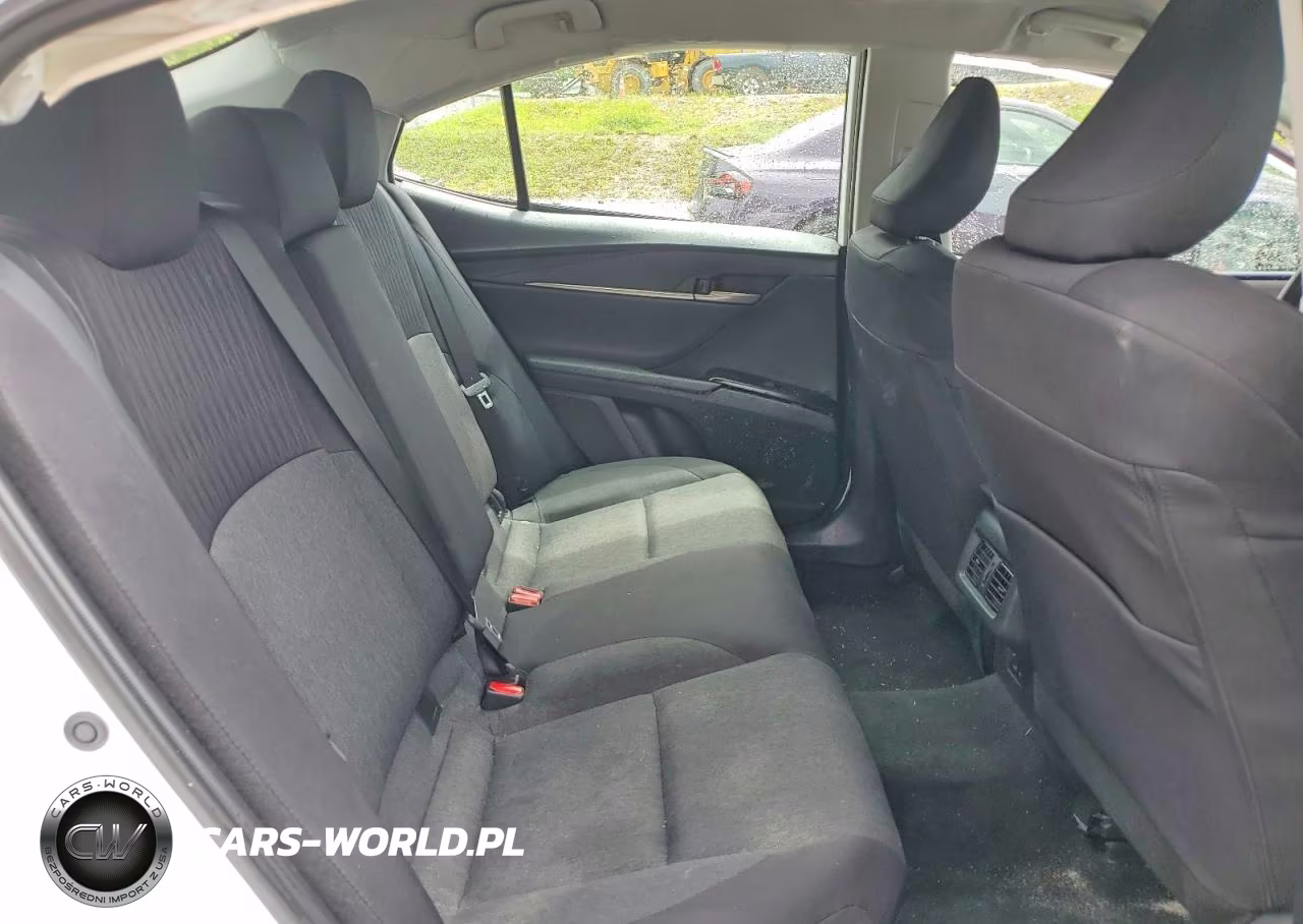 2026 Toyota Camry Le VIN:4T1DAACK8TU730829 - 10