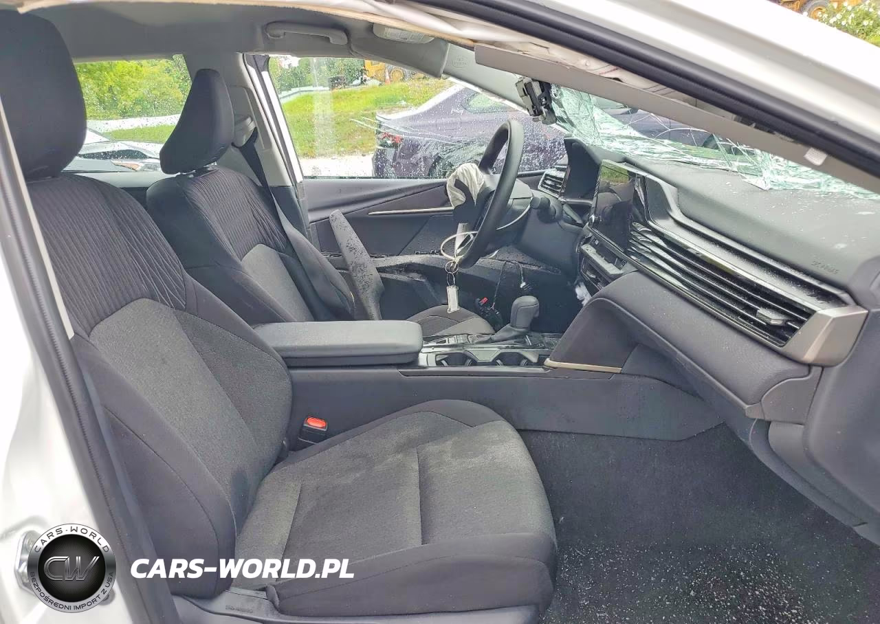 2026 Toyota Camry Le VIN:4T1DAACK8TU730829 - 7