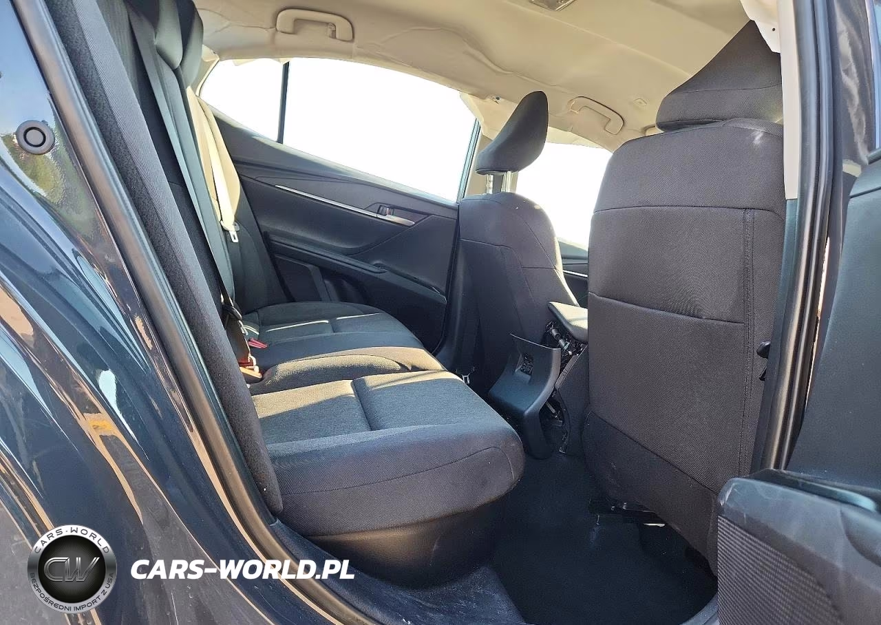 2025 Toyota Camry Le VIN:4T1DAACK7SU001669 - 10