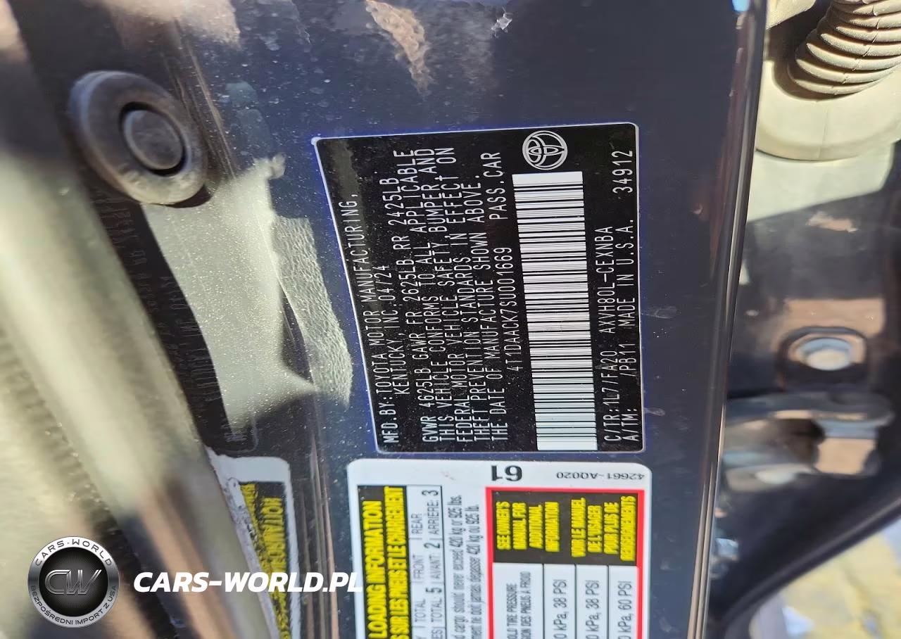 2025 Toyota Camry Le VIN:4T1DAACK7SU001669 - 12