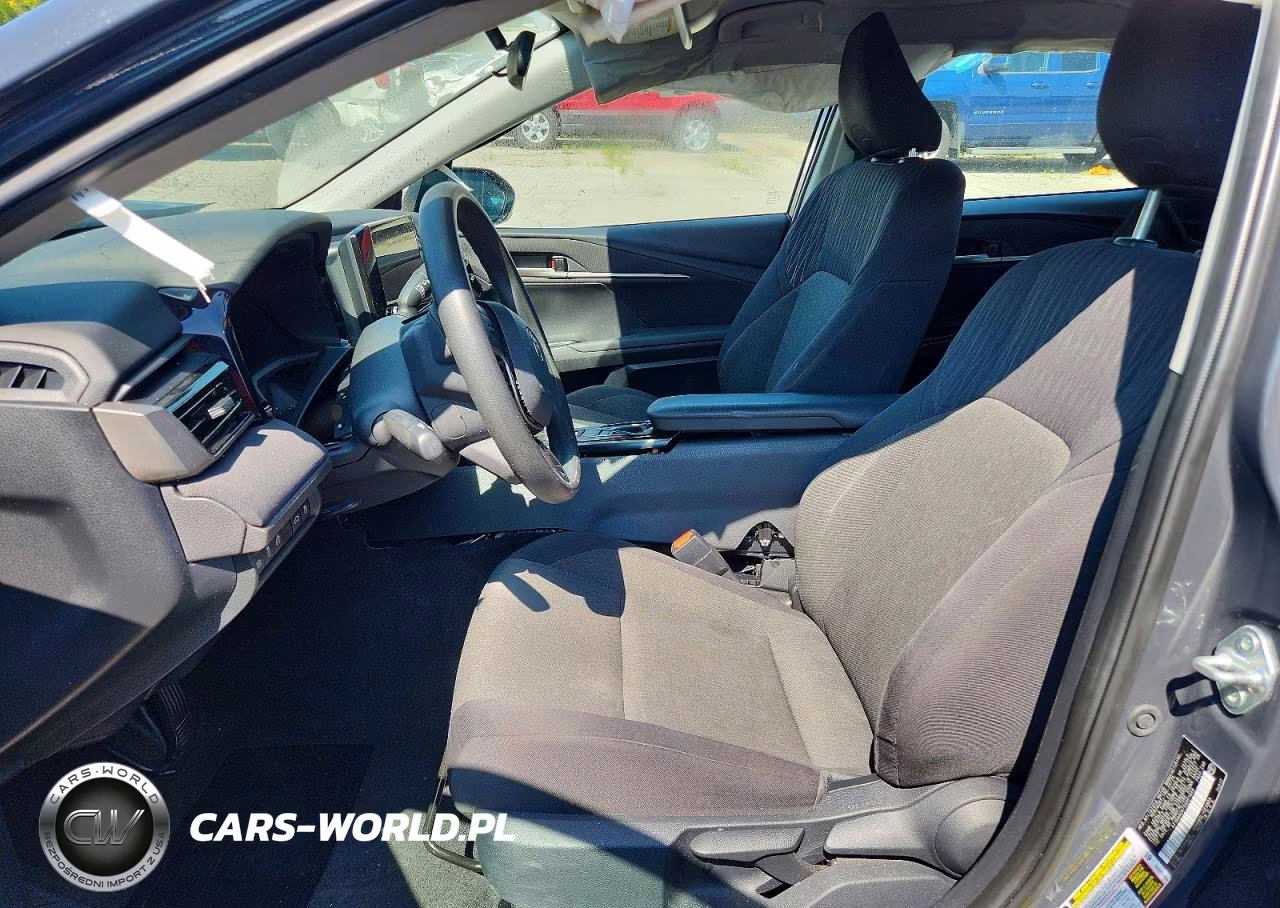 2025 Toyota Camry Le VIN:4T1DAACK7SU001669 - 7