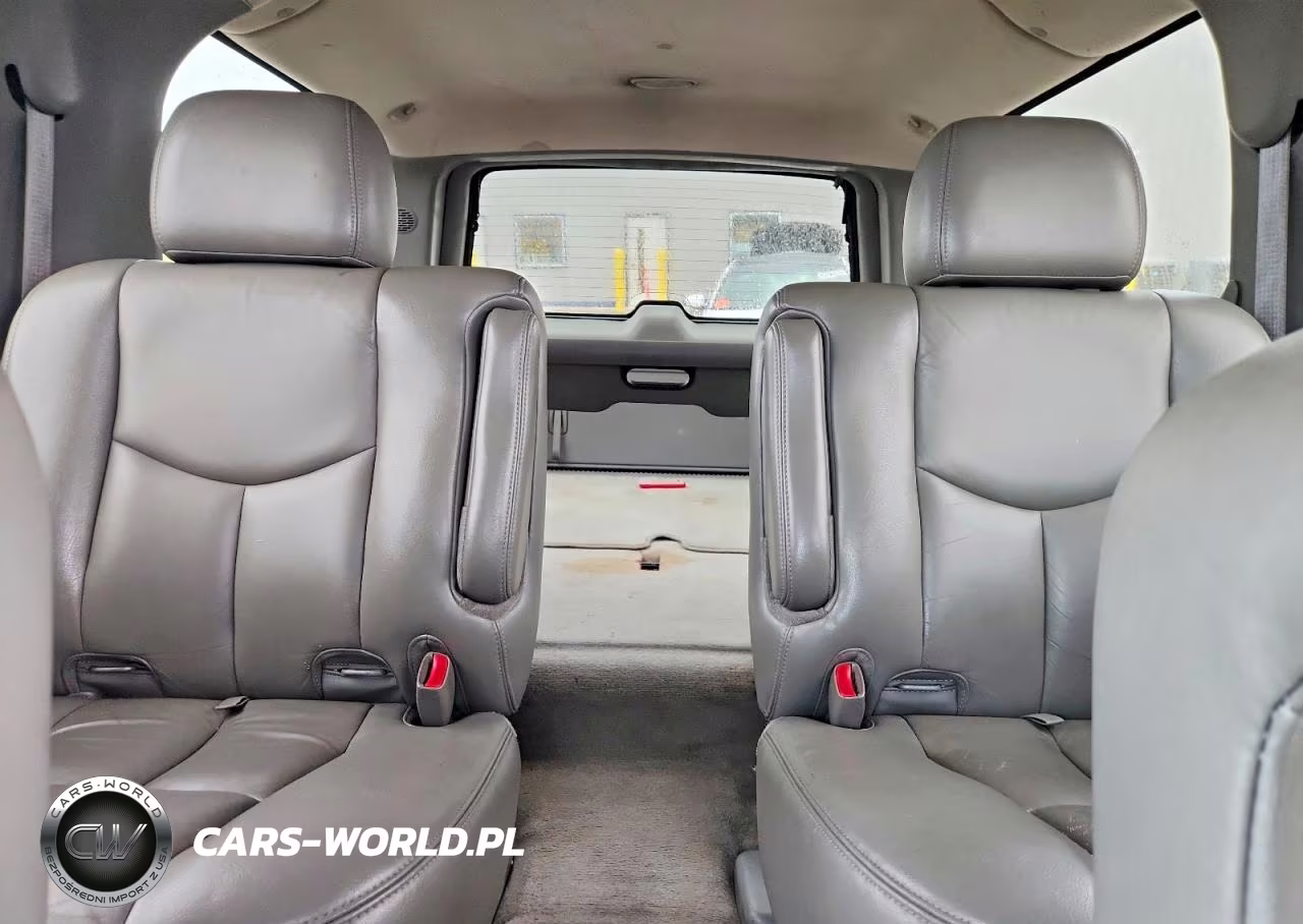 2005 Chevrolet Suburban K1500 VIN:3GNFK16ZX5G206551 - 10