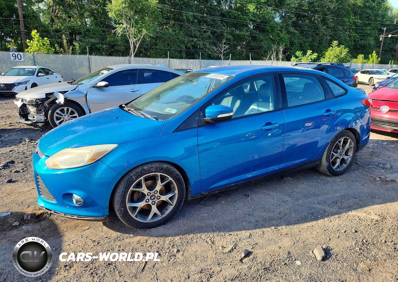 2014 Ford Focus Se VIN:1FADP3F27EL217158 - 1