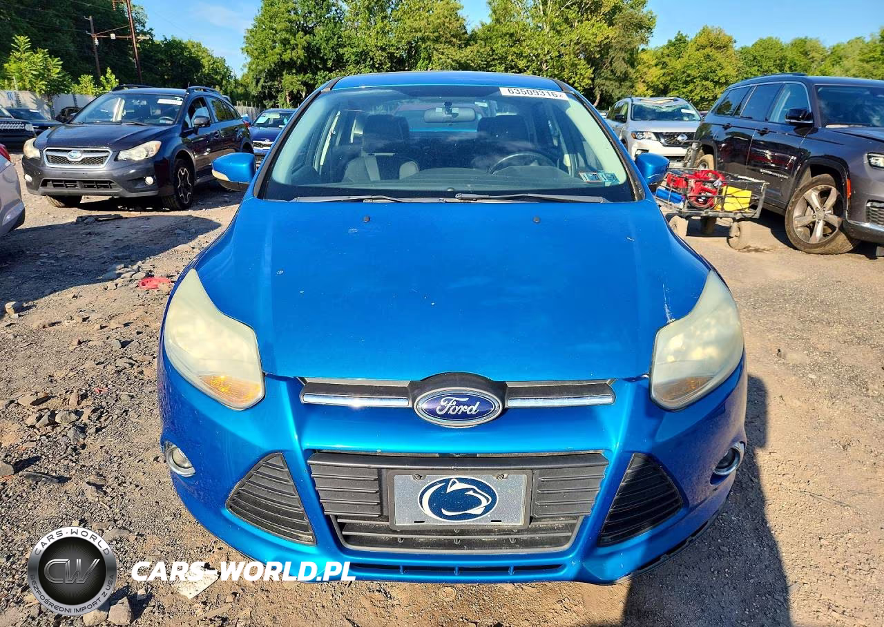 2014 Ford Focus Se VIN:1FADP3F27EL217158 - 5