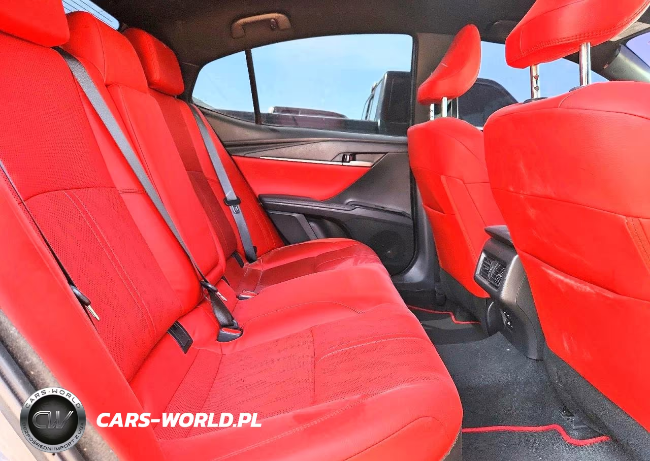 2025 Toyota Camry Xse VIN:4T1DAACK1SU586782 - 10