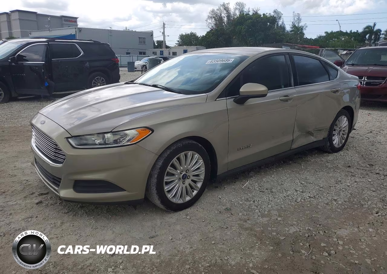 2015 Ford Fusion S Hybrid