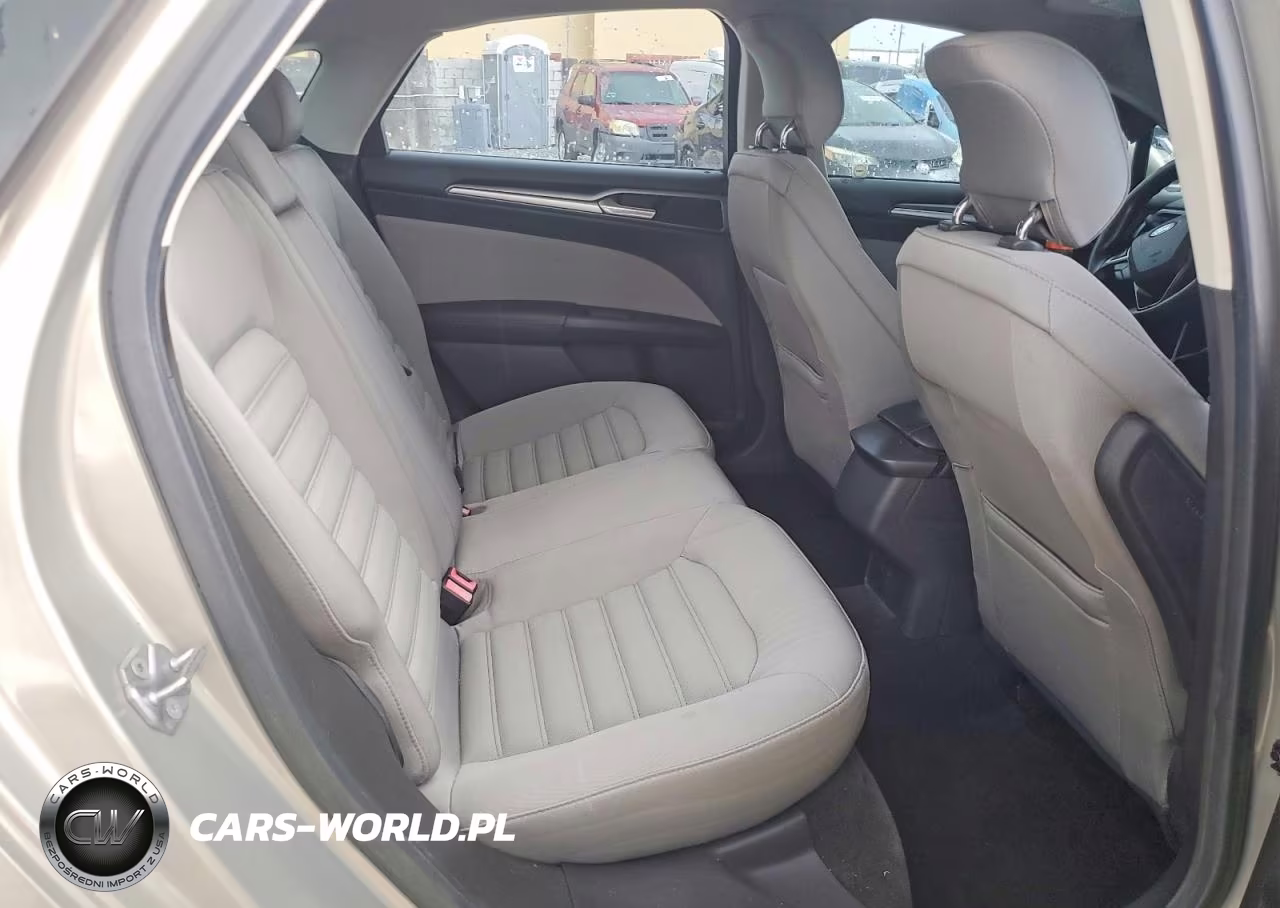 2015 Ford Fusion S Hybrid VIN:3FA6P0UU3FR167163 - 10