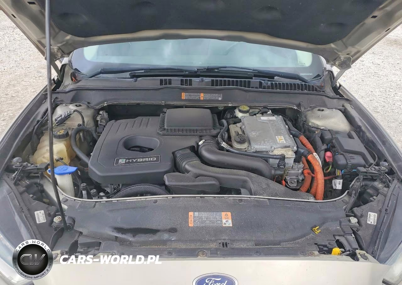 2015 Ford Fusion S Hybrid VIN:3FA6P0UU3FR167163 - 11