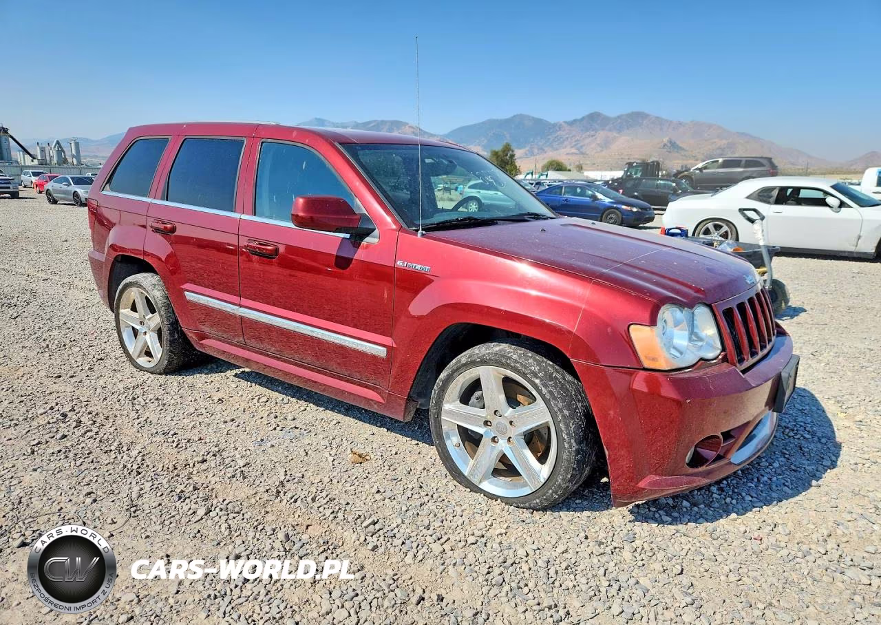 2008 Jeep Grand Cherokee Srt-8 VIN:1J8HR78358C143626 - 4