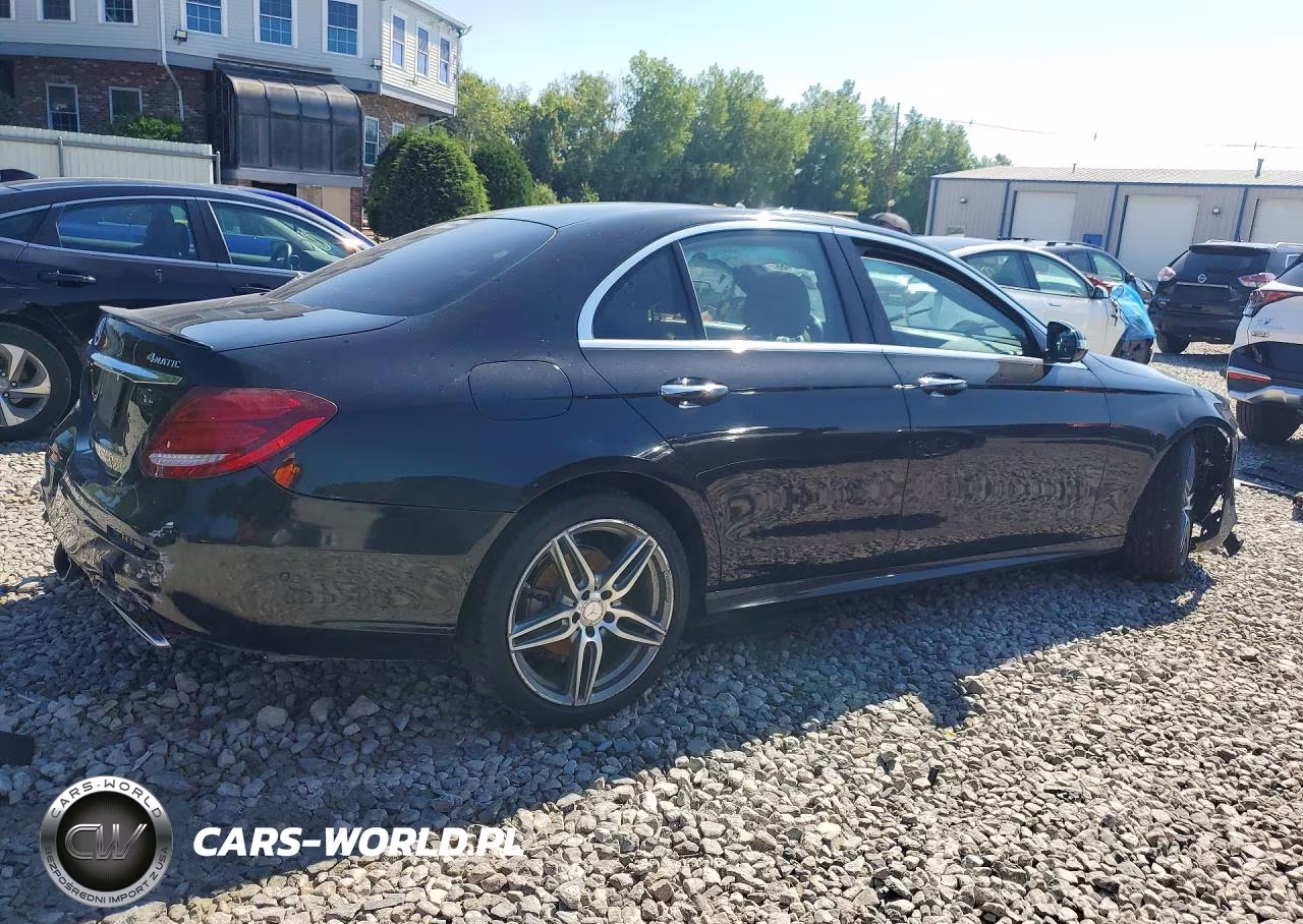 2018 Mercedes-Benz E 300 4Matic VIN:WDDZF4KBXJA328460 - 3