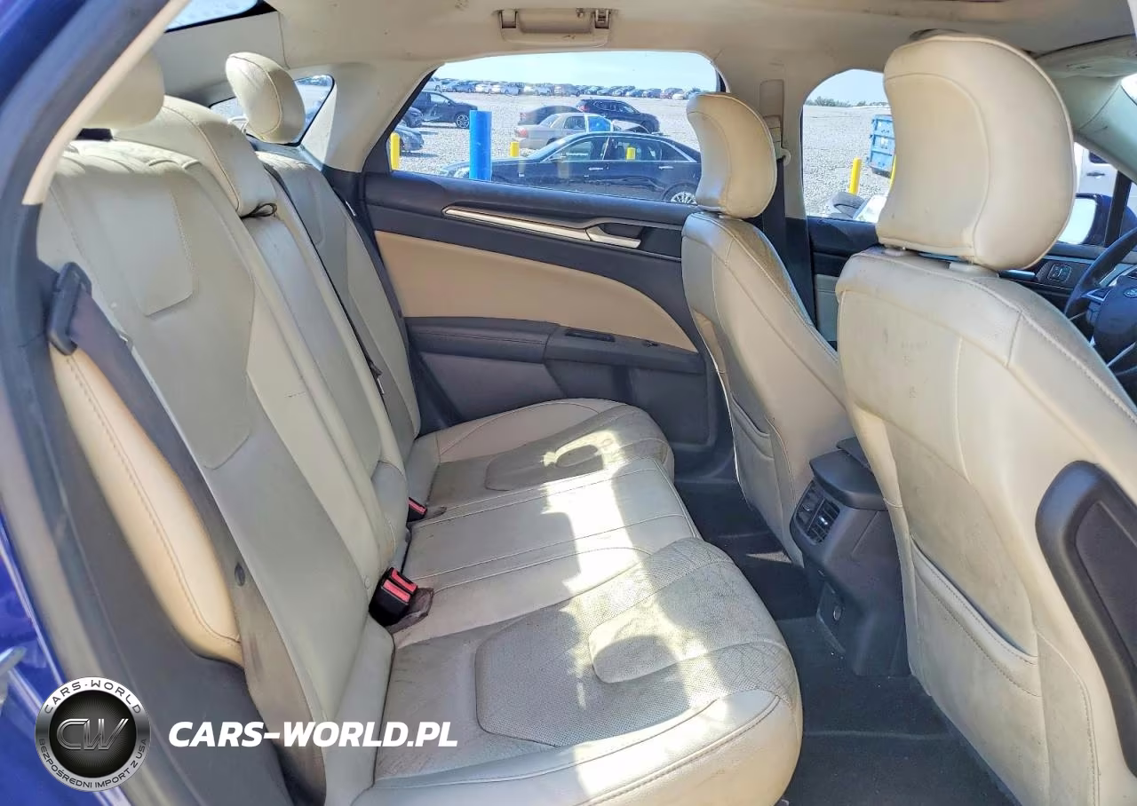 2015 Ford Fusion Titanium VIN:3FA6P0K98FR239389 - 10