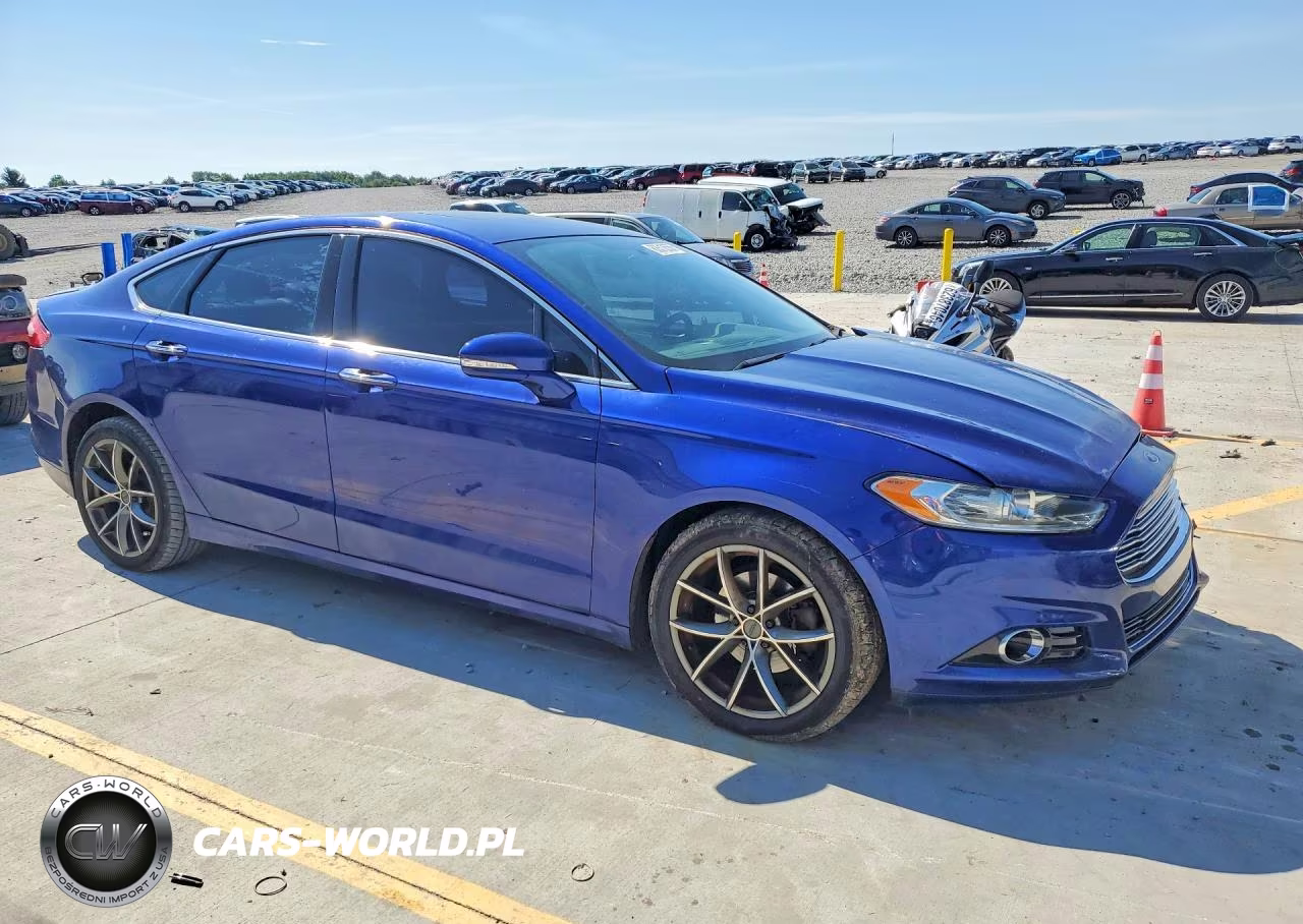 2015 Ford Fusion Titanium VIN:3FA6P0K98FR239389 - 4