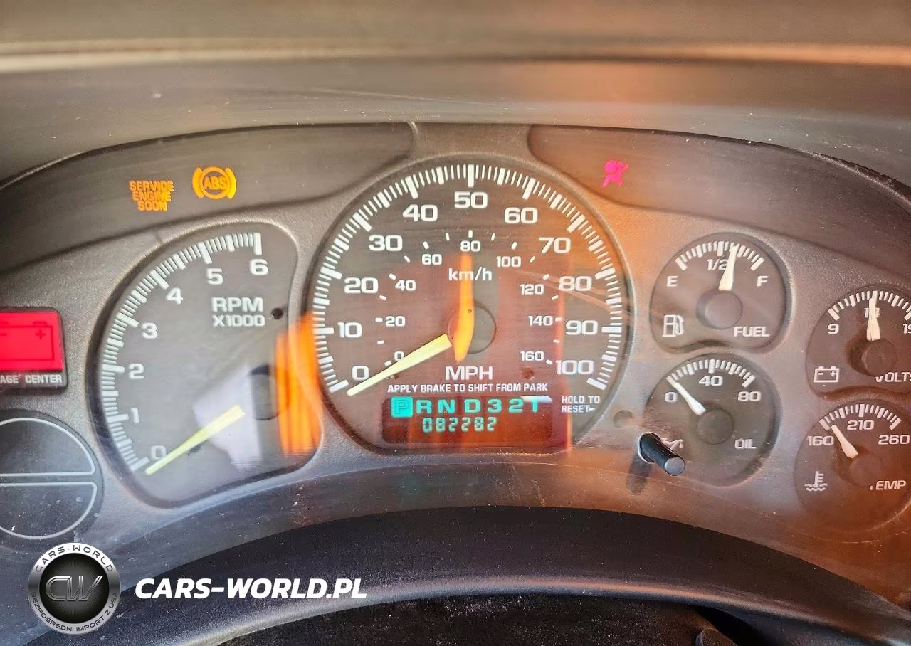 2001 Chevrolet Silverado C1500 VIN:2GCEC19T211120338 - 9