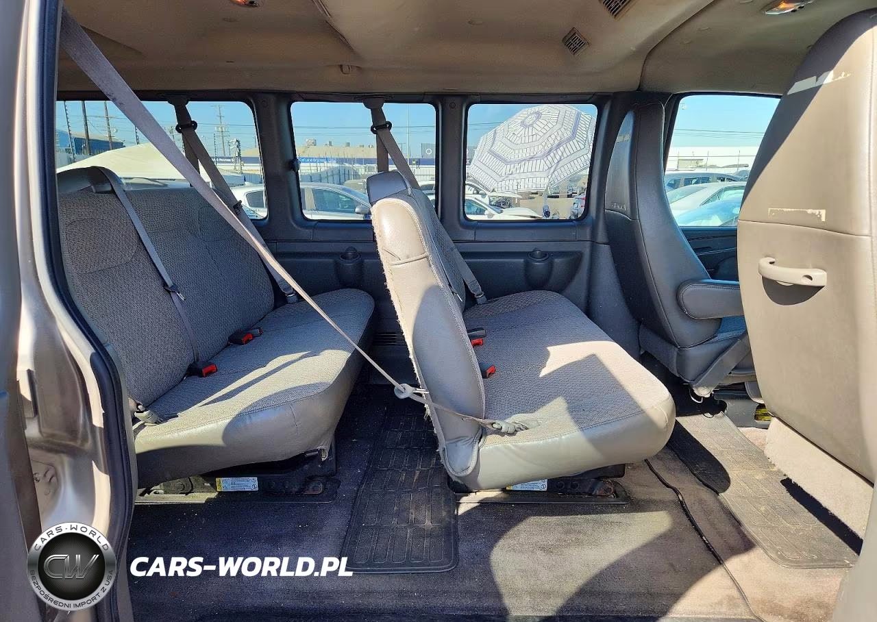 2011 GMC Savana G3500 Lt VIN:1GJZ71FG8B1115688 - 11