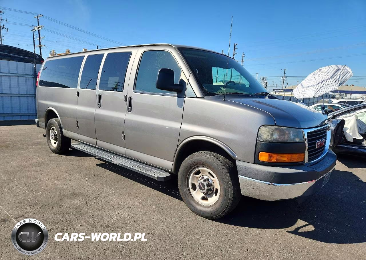 2011 GMC Savana G3500 Lt VIN:1GJZ71FG8B1115688 - 4