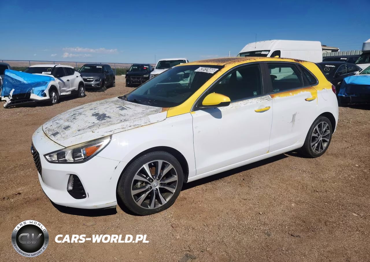 2019 Hyundai Elantra Gt Base – zdjęcie 1 z 12