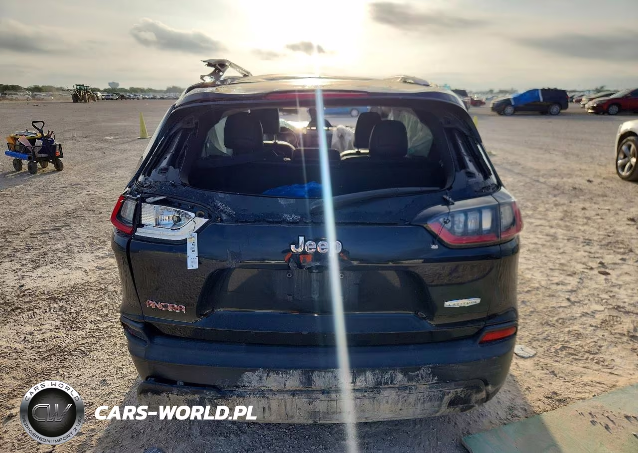 2019 Jeep Cherokee Latitude Plus VIN:1C4PJLLB5KD205691 - 6