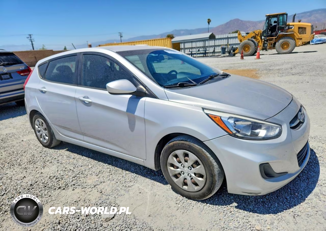 2016 Hyundai Accent VIN:KMHCT5AE9GU270774 - 4