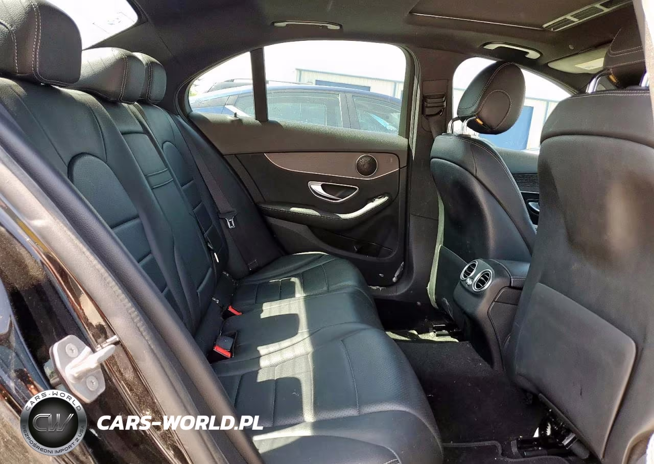 2019 Mercedes-Benz C 300 VIN:55SWF8DB3KU307149 - 10