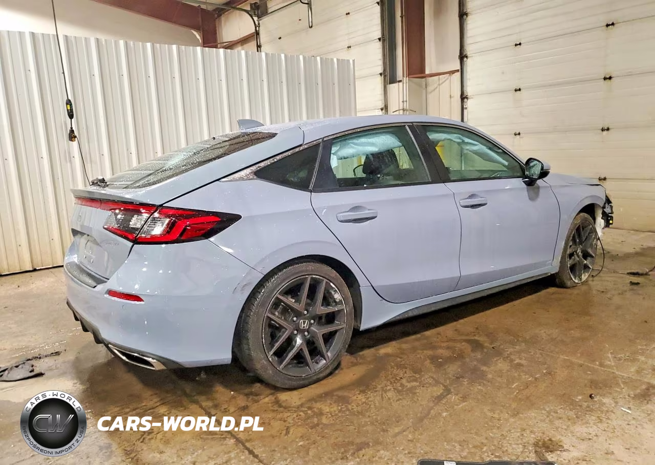 2023 Honda Civic Sport Touring VIN:19XFL1G83PE009957 - 3
