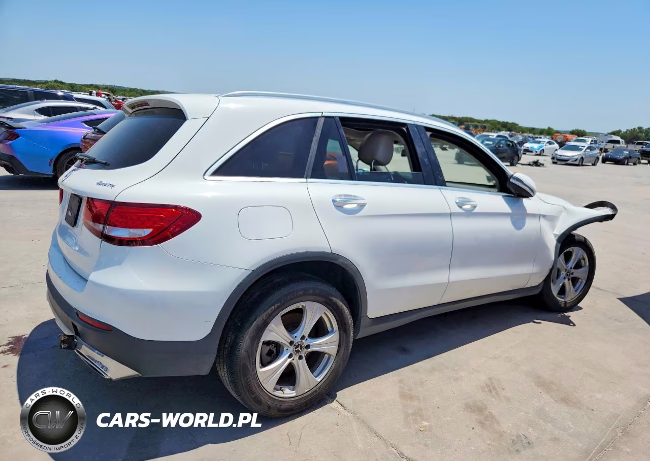 2018 Mercedes-Benz Glc 300 4Matic VIN:WDC0G4KB3JV059026 - 3