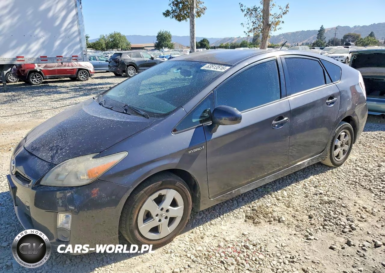 2011 Toyota Prius Three – zdjęcie 1 z 12